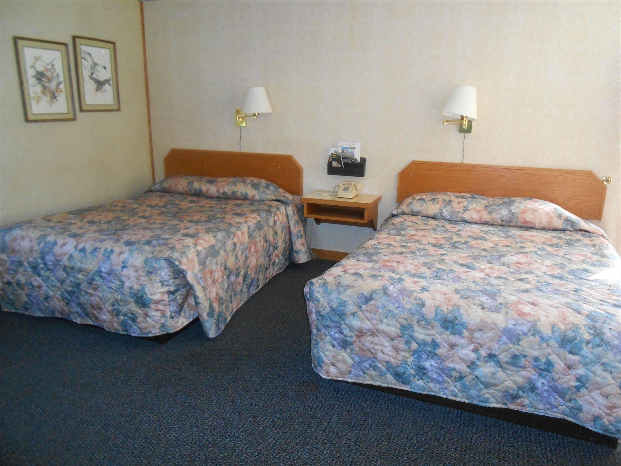 Budget Inn Long Prairie Esterno foto